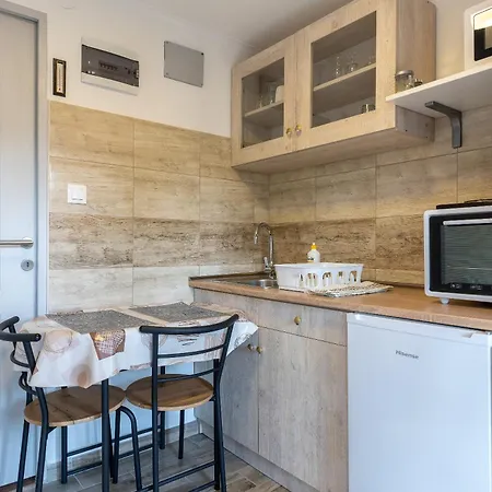 Lili Apartmán *