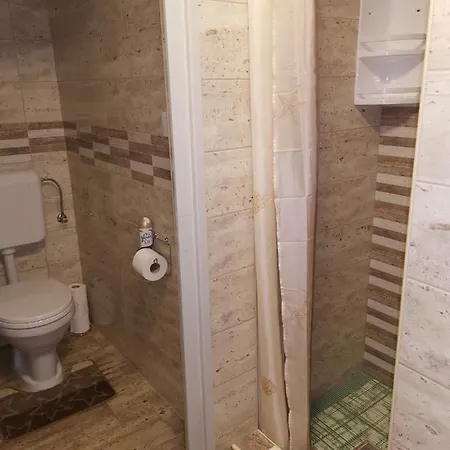 Lili Apartmán Harkány