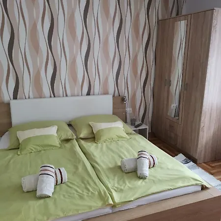 Lili Apartmán Harkány