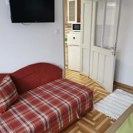 Lili Apartmán *