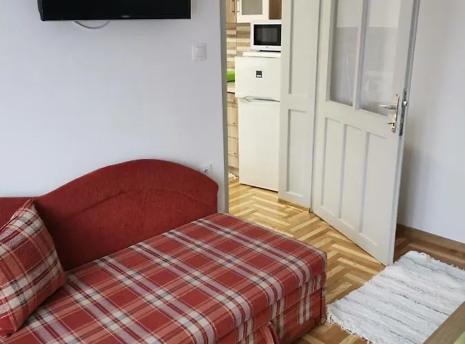 Lili Апартаменты *